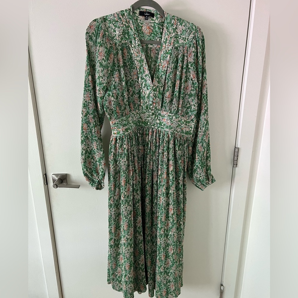Lulus Green Floral Print Pleated Long Sleeve Midi Dress size M
